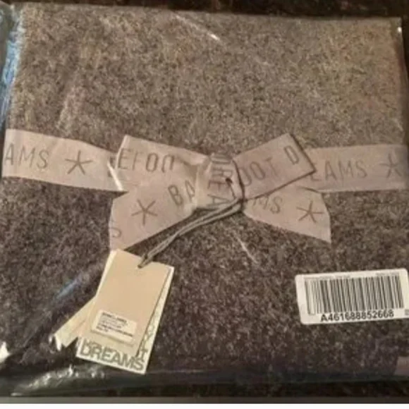 Barefoot Dreams Cozychic Lite Confetti Scarf Dark Brown Storm Grey Women's New - Picture 5 of 5